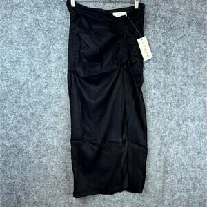 Atoir The Petal Skirt Womens M/10 Black 3D Flower Embellishments Dark Fairy Goth